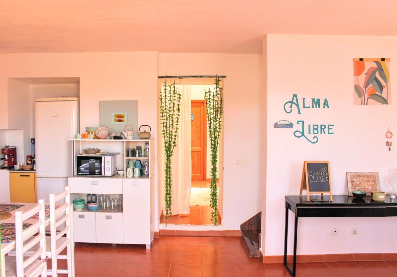 Bed and Breakfast Alma Libre Lanzarote Гуатиса Экстерьер фото